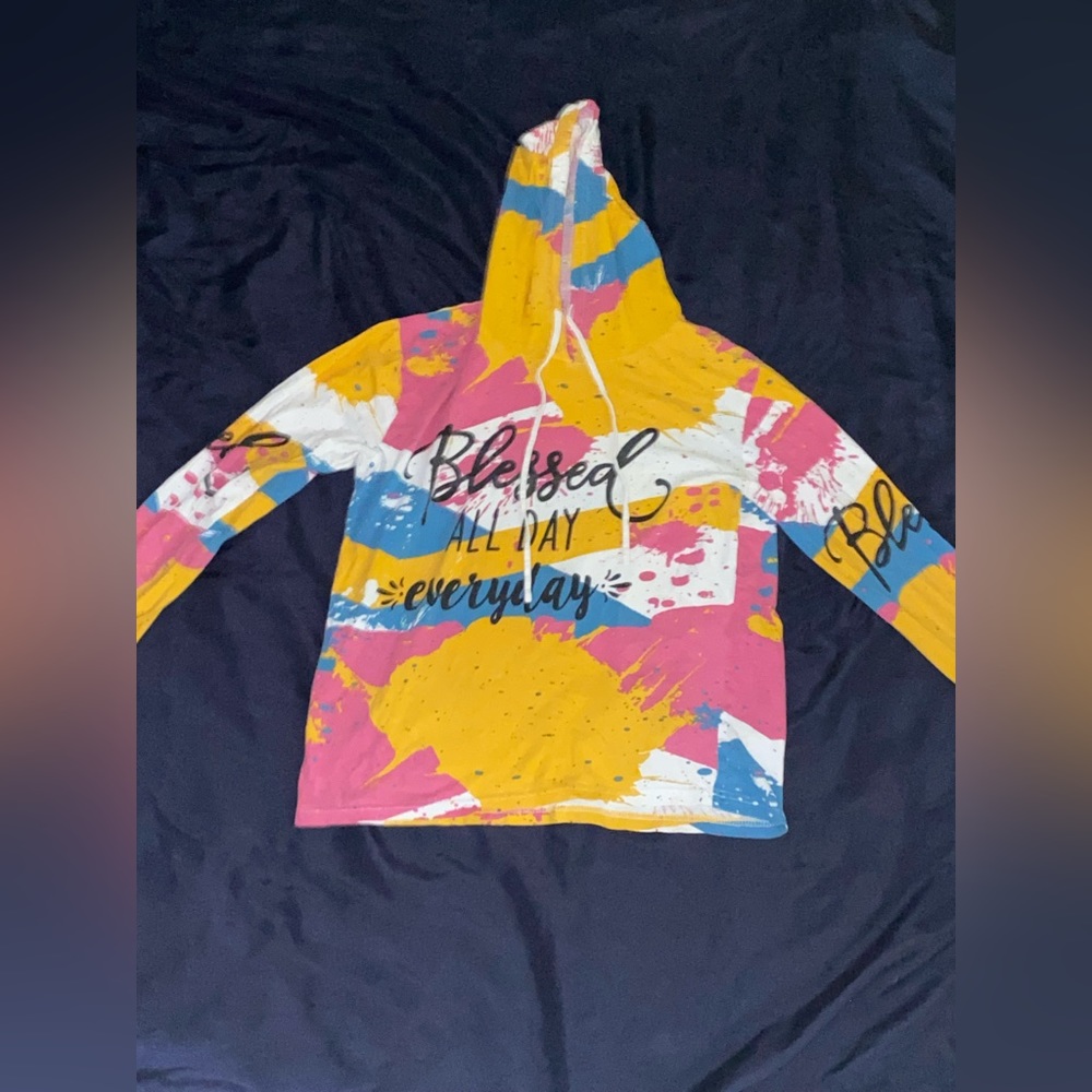 Girls L hoodie
